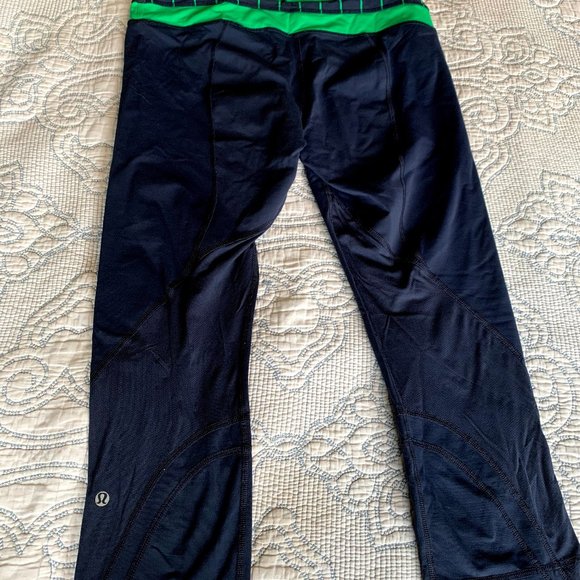 Lululemon Navy/Green Leggings - Picture 2 of 3